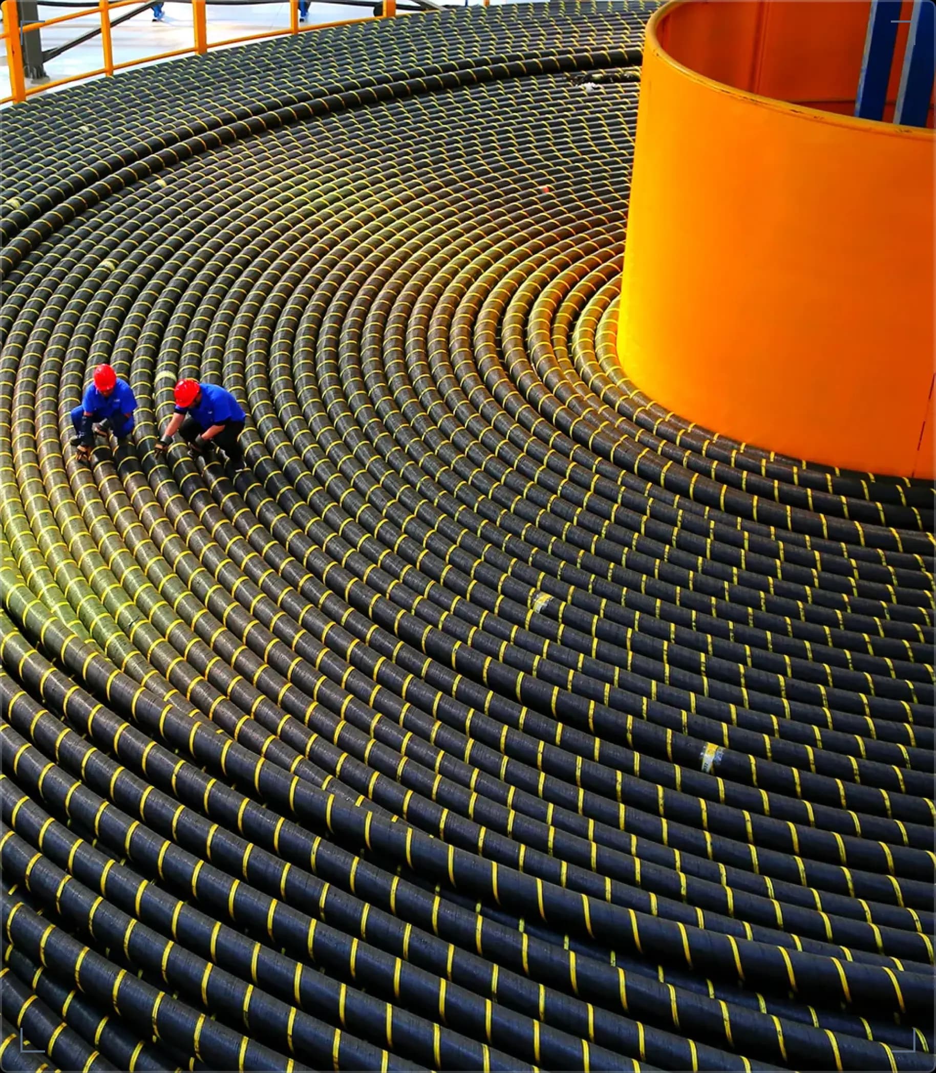 FIBRE OPTIC CABLE